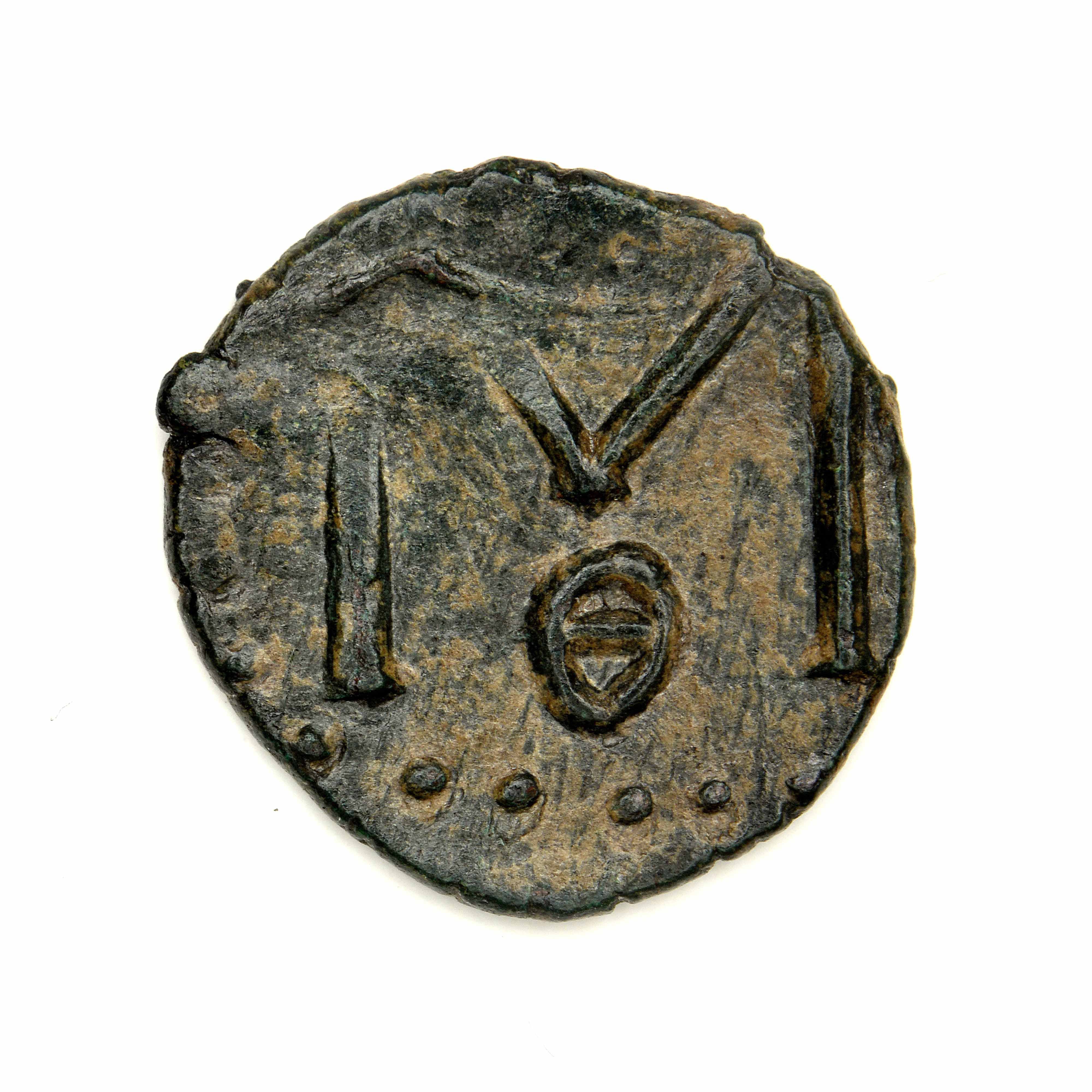 реверс Michael III — Follis (Syracuse, 842)