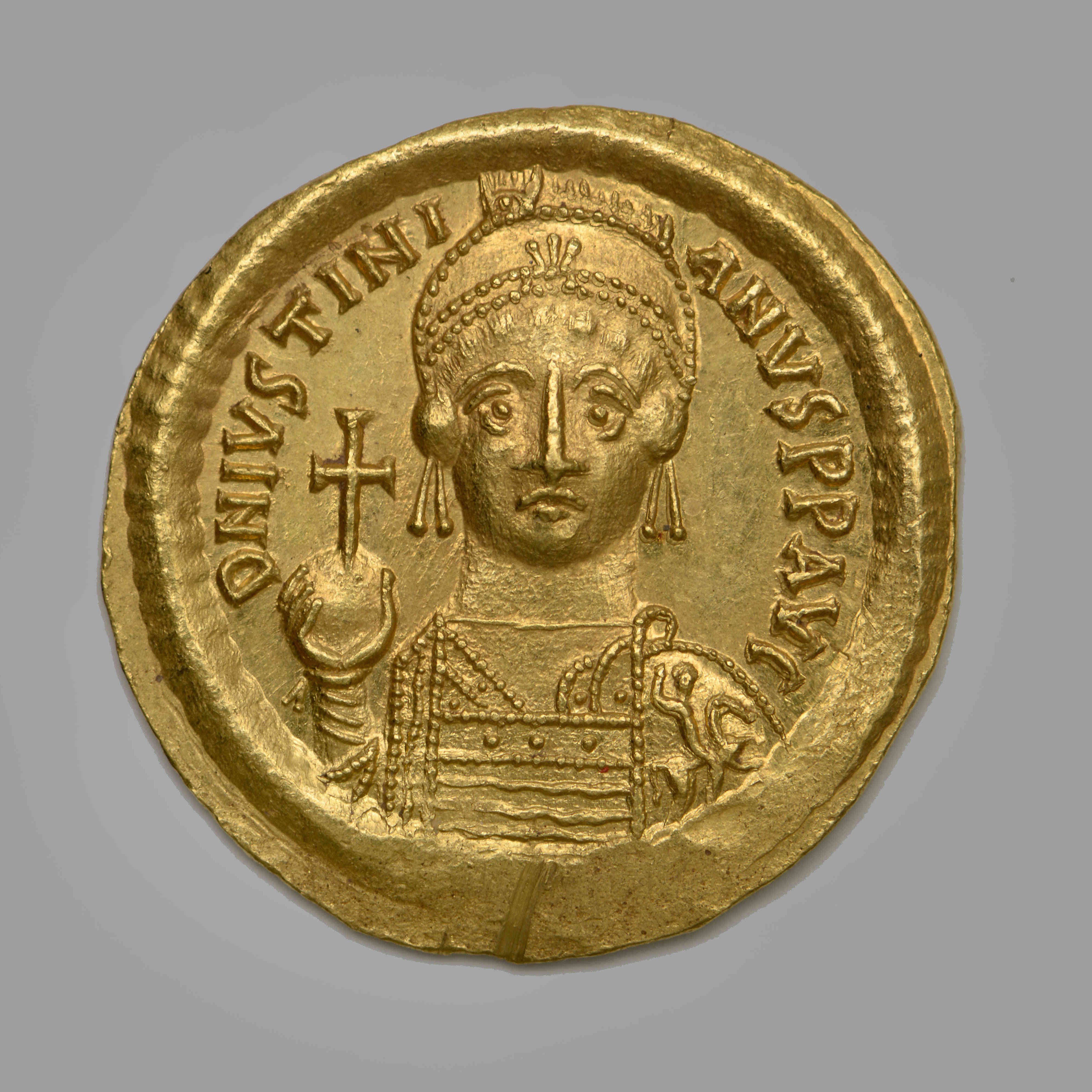 Justinian I — Solidus (Thessalonike, 527), аверс, do_byzant